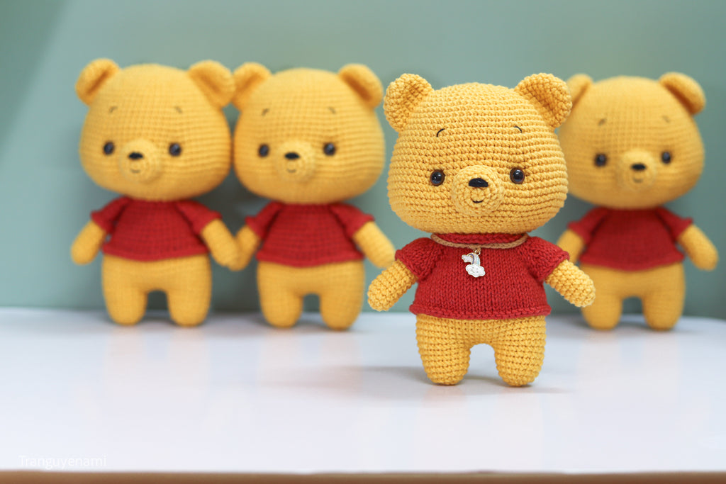 KNIT LITTLE SWEATER FOR POOH (with new version of the Body)